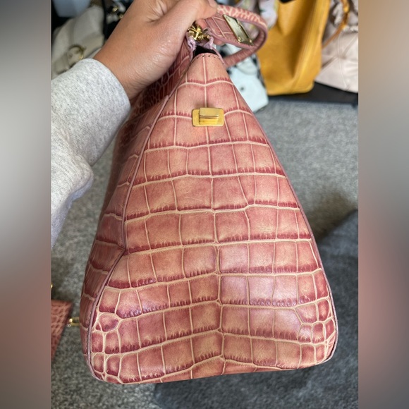 MCM Rare Powder Pink Croc-Embossed Leather Dome Satchel with crossbody strap - Picture 8 of 16